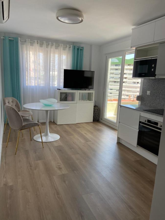Relaxing Modern Beachfront Apartment - Amazing Sea View Calpe Exterior photo
